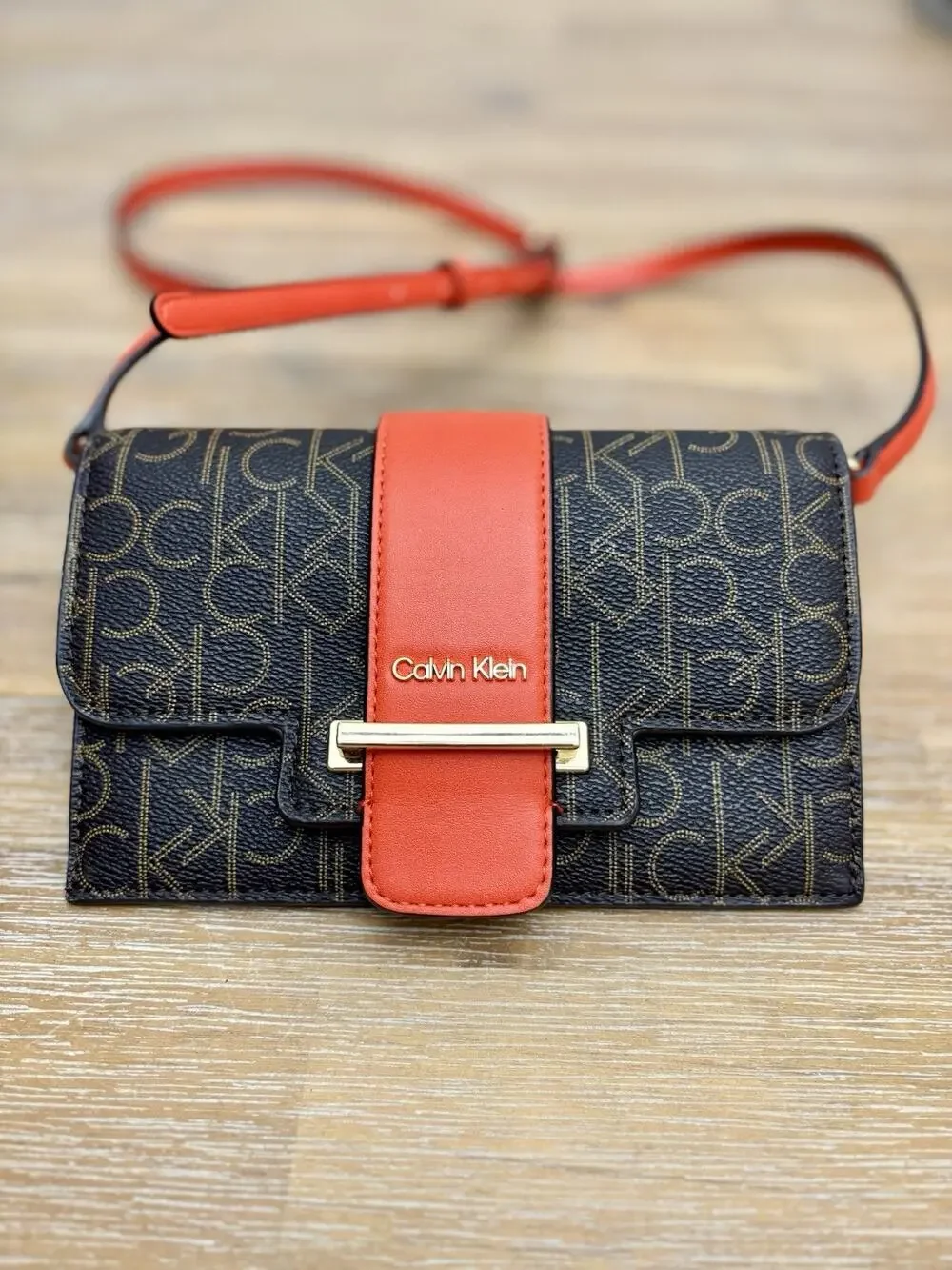Calvin Klein Women’s Monogram Crossbody Wallet Purse Brown/Red Multi Card Slots